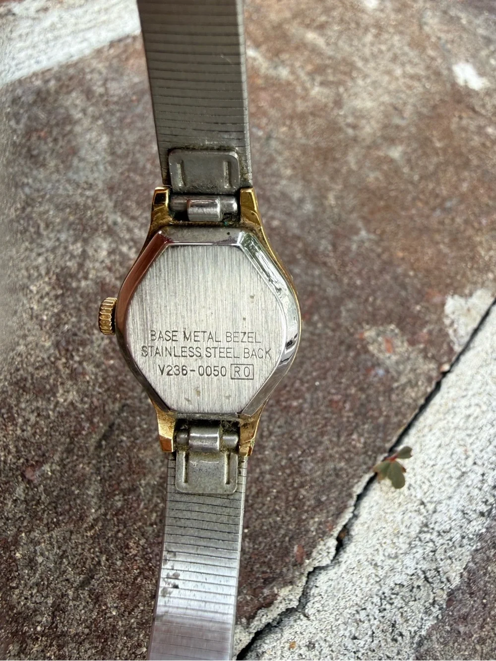 Lorus Gold Tone Ladies Watch
